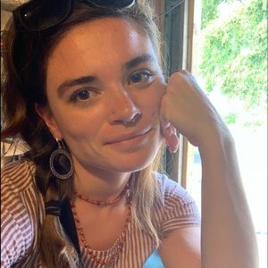 Meet your Posher, Luci